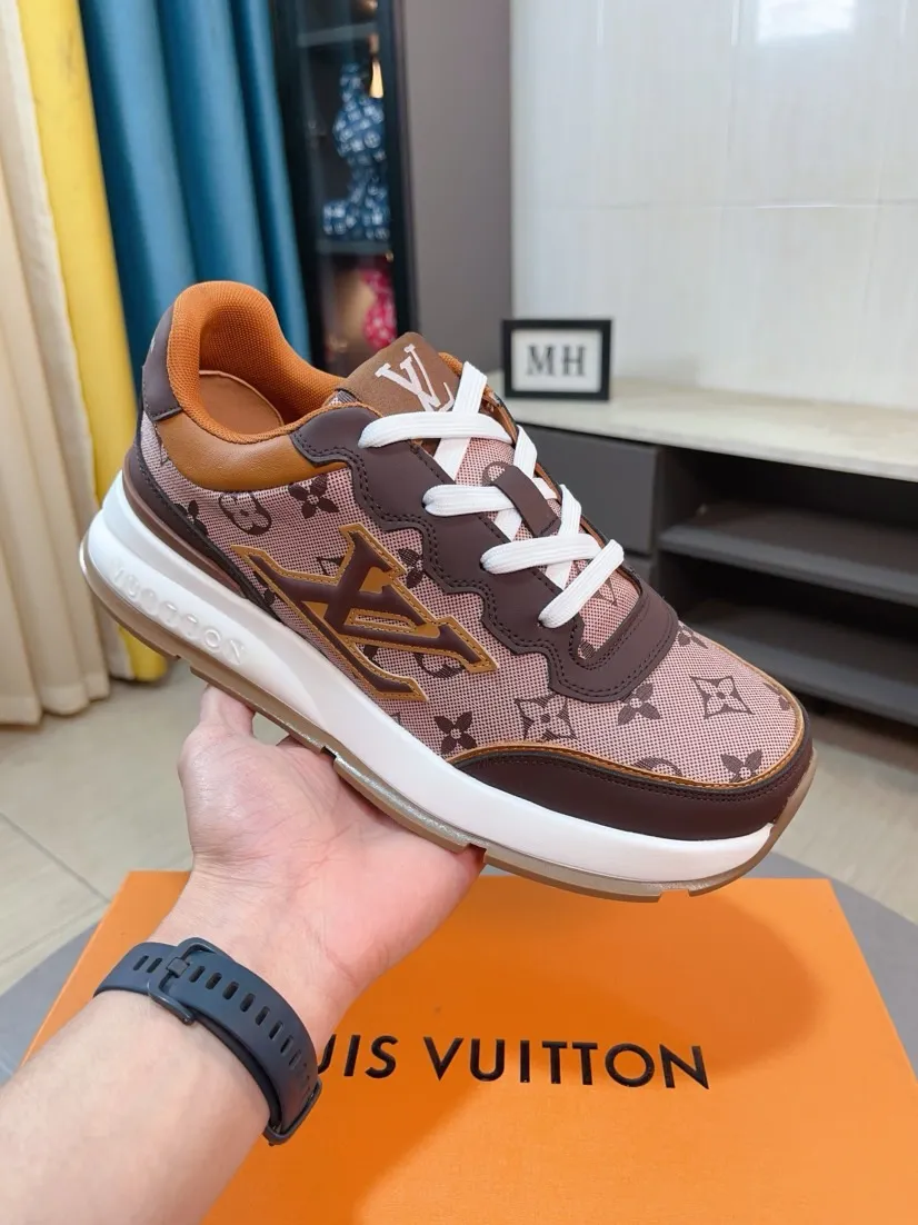 Men's shoes💰438🌹🌹[LV]🌹High-end brand of men's shoes: Official website 1:1 Latest masterpiece: The upper is made of Italian imported first-layer cowhide with special materials➕Full genuine leather lining🔥, making walking more convenient and comfortable! Exclusive new style, stunning work [color]! Create a fashionable personality to set off your uniqueness! A must-have for trendy men! Classic🔥Number: 38-44
